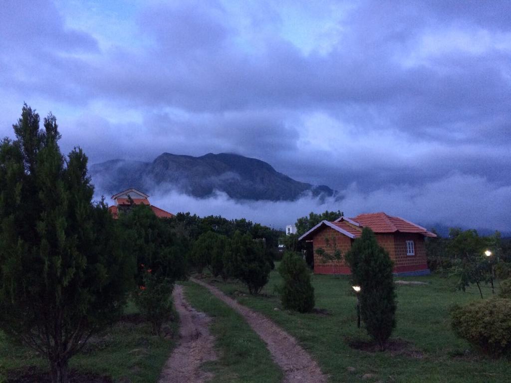 Chalets Resort Masinagudi Ooty Ngoại thất bức ảnh
